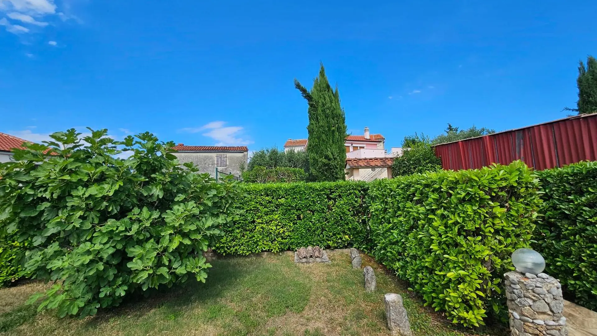 Villa Kate, With A Private Swimming Pool And Garden Malinska