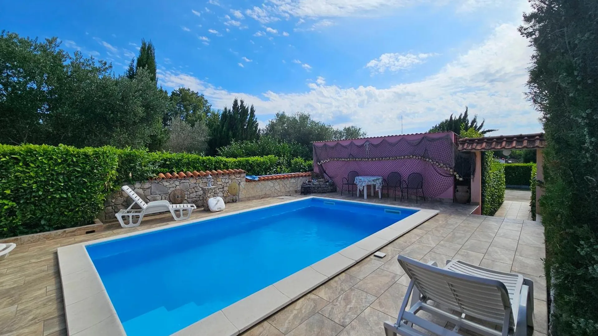 Villa Kate, With A Private Swimming Pool And Garden Malinska 0*,  Kroatien