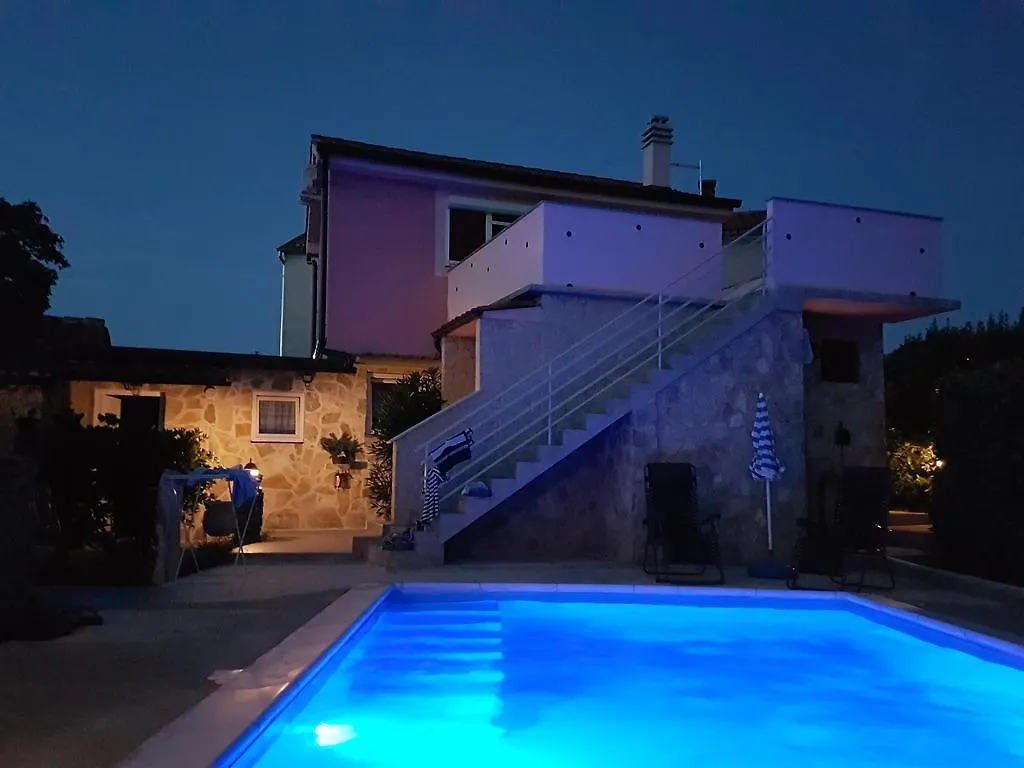 Villa Kate, With A Private Swimming Pool And Garden Malinska